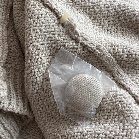 Vintage French Knit Cardigan Sweater Oversized Crop Old Money Luxe Quiet Luxury - Picture 8 of 9